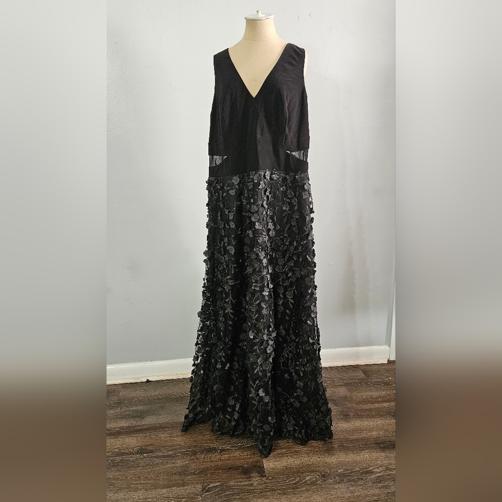 Xscape Women's Plus 3D Flower Skirt Gown In Black - Picture 3 of 9